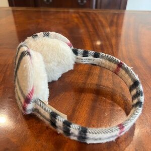 Burberry Checkered Earmuffs in Cream and Red